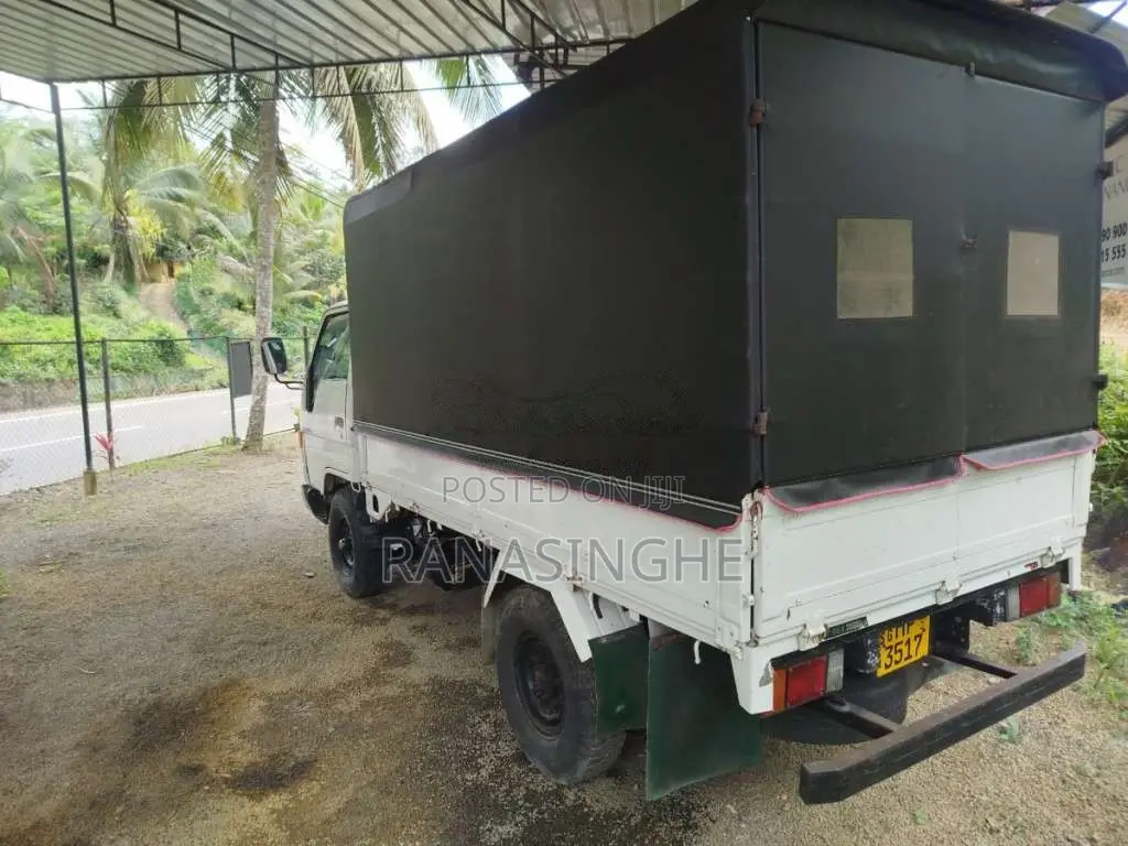 Toyota Dyna 1994 Lorry (Used)