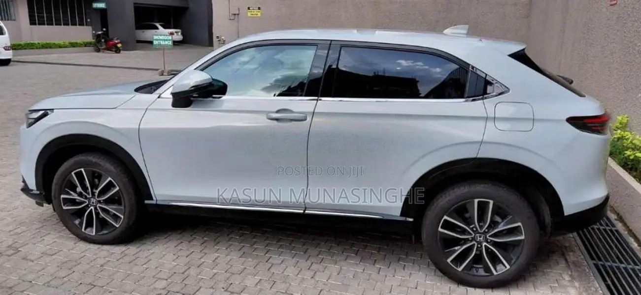 Honda Vezel Z Grade 2025 SUV (Used)