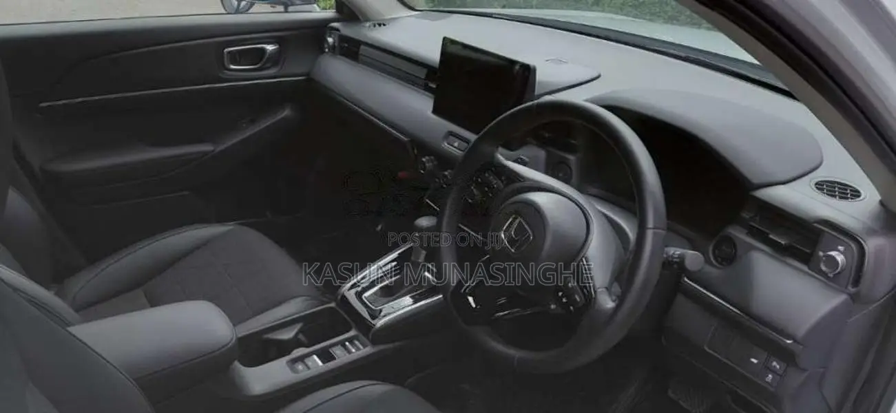 Honda Vezel Z Grade 2025 SUV (Used)