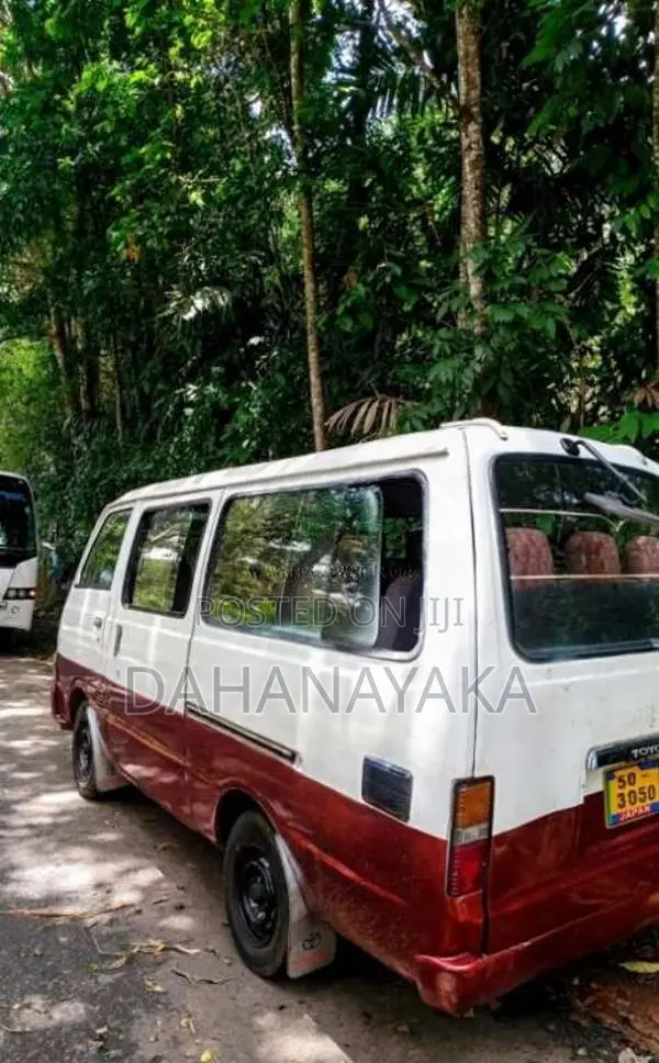 Toyota LH30 1981 Van (Used)