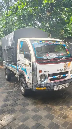 Tata Dimo Batta 2012 Lorry (Used)