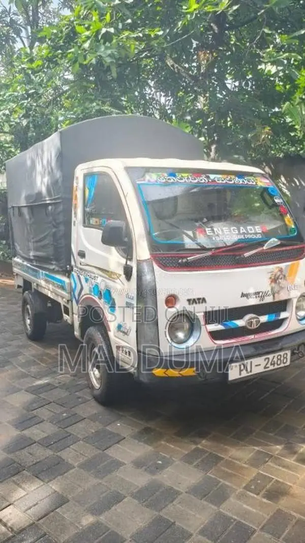 Tata Dimo Batta 2012 Lorry (Used)