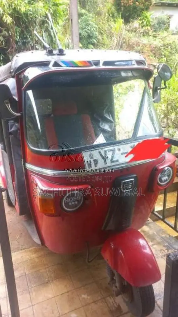 Bajaj 4 Stroke 2013 Three Wheel (Used)