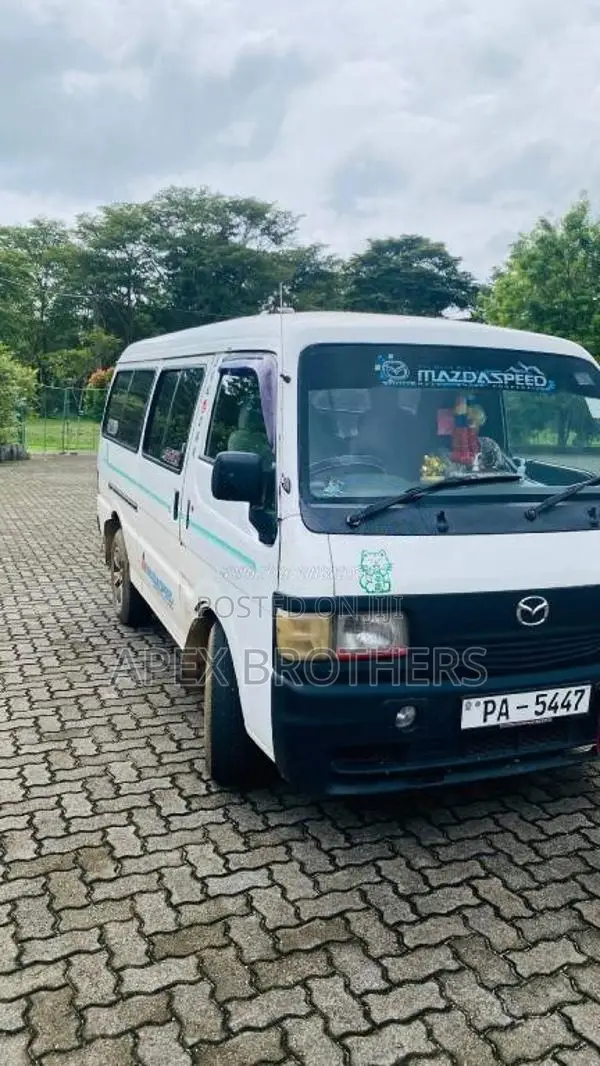 Mazda Brawny 2000 Van (Used)
