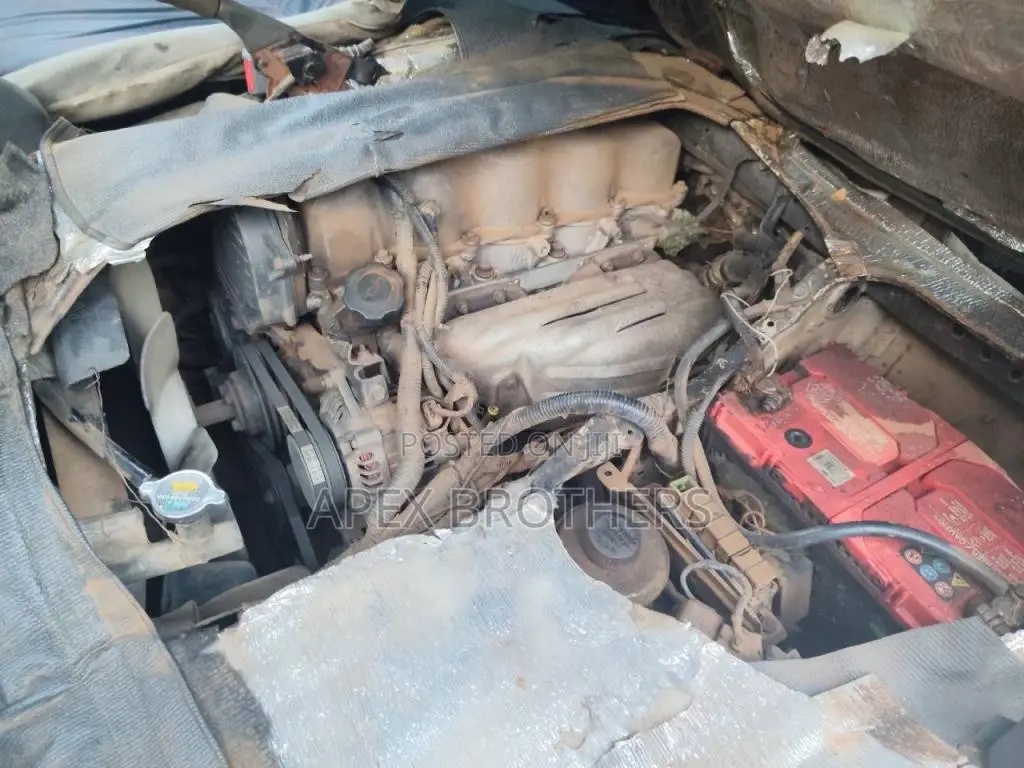 Mazda Brawny 2000 Van (Used)