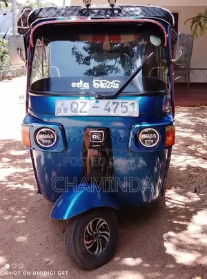 Bajaj 4 Stroke 2011 Three Wheel (Used)