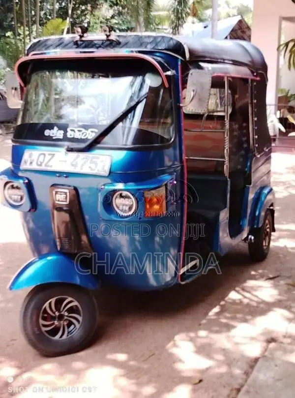 Bajaj 4 Stroke 2011 Three Wheel (Used)