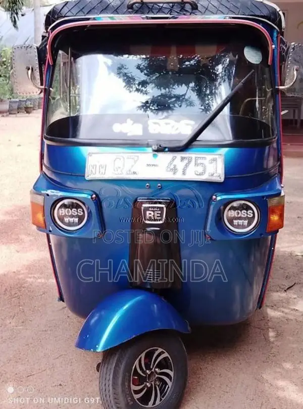 Bajaj 4 Stroke 2011 Three Wheel (Used)