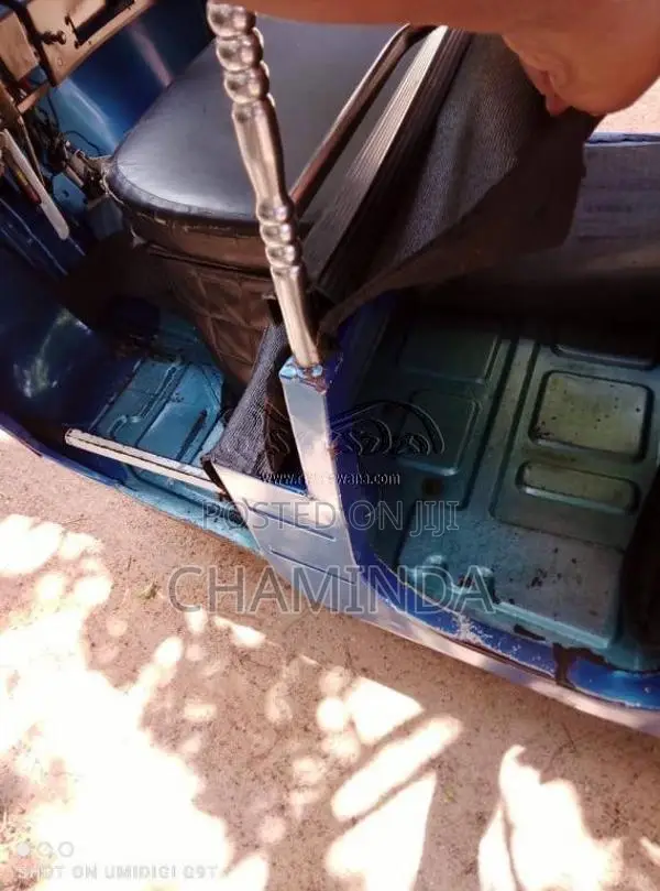 Bajaj 4 Stroke 2011 Three Wheel (Used)