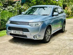 Mitsubishi Outlander 2014 SUV (Used)