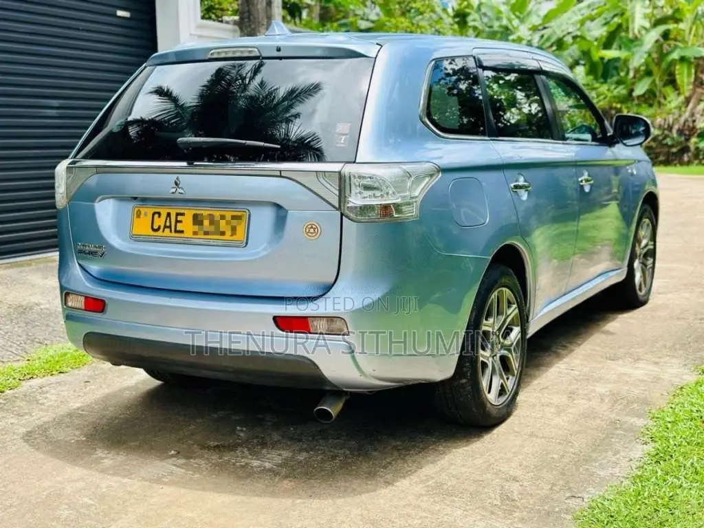 Mitsubishi Outlander 2014 SUV (Used)