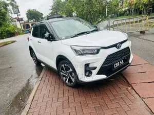 Toyota Raize Hybrid 2025 SUV (Used)