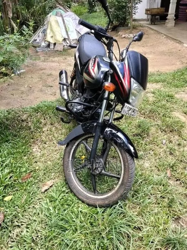 Bajaj Platina 2016 Motorbike (Used)