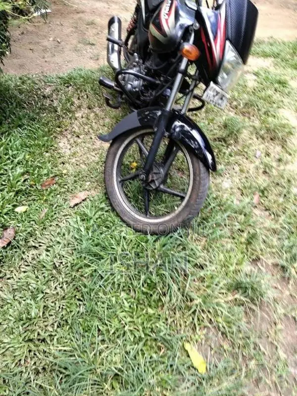 Bajaj Platina 2016 Motorbike (Used)
