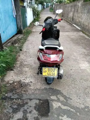 Hero Dash 2016 Motorbike (Used)