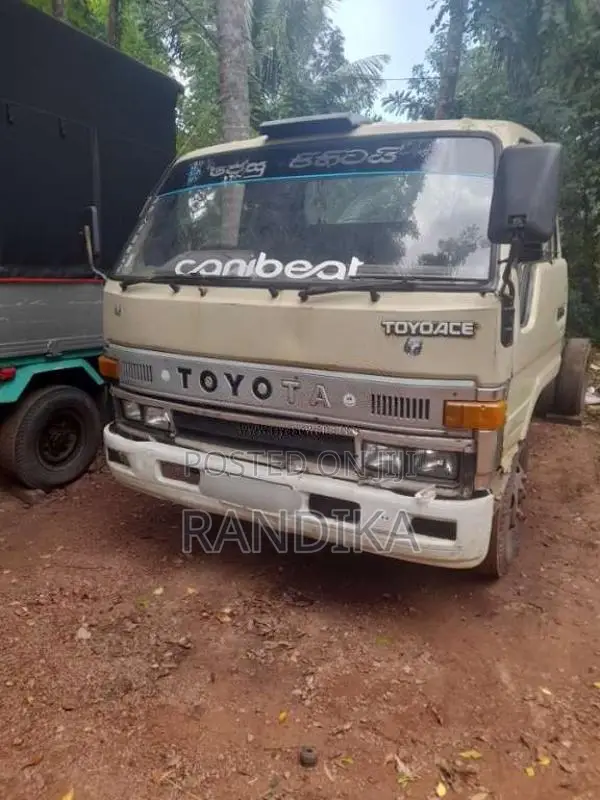 Toyota Boom 14 5 1988 Lorry (Used)