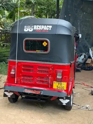 Bajaj 4 Stroke 2011 Three Wheel (Used)