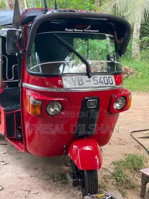 Bajaj 4 Stroke 2011 Three Wheel (Used)
