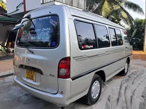 Hyundai H100 2001 Van (Used)
