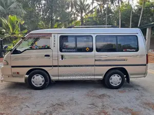 Hyundai H100 2001 Van (Used)