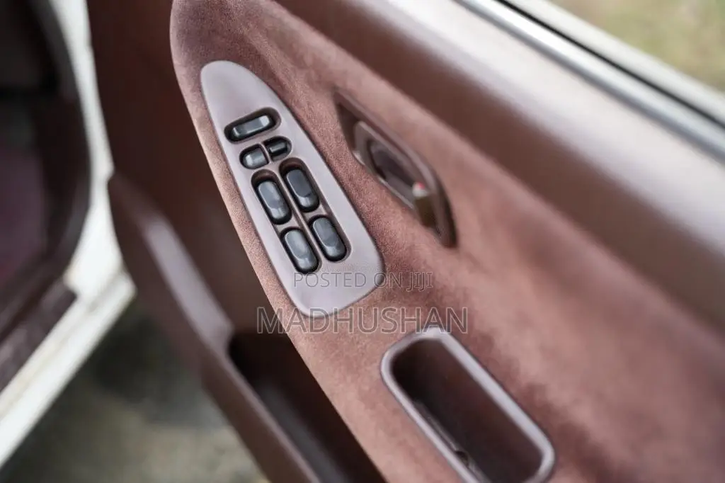 Nissan FB13 Luxury Selection 1990 Car (Used)