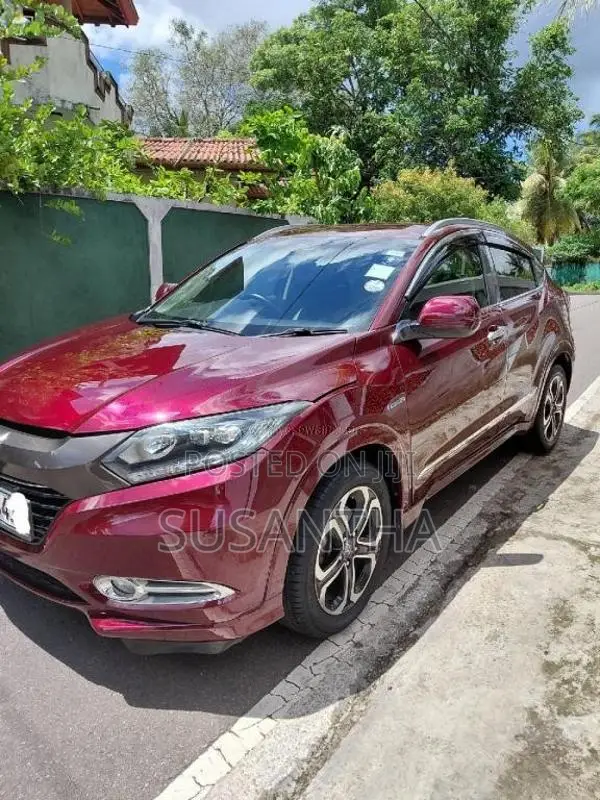 Honda Vezel 2014 SUV (Used)
