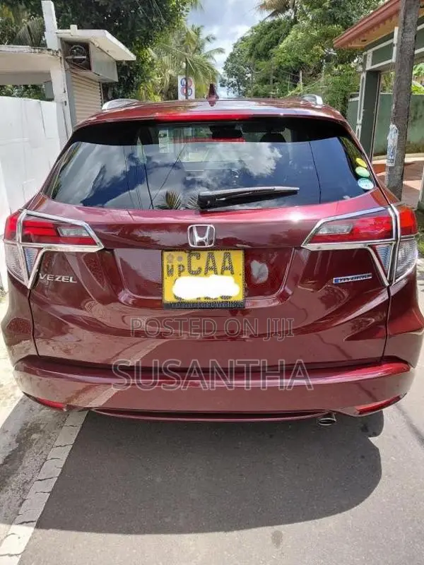 Honda Vezel 2014 SUV (Used)