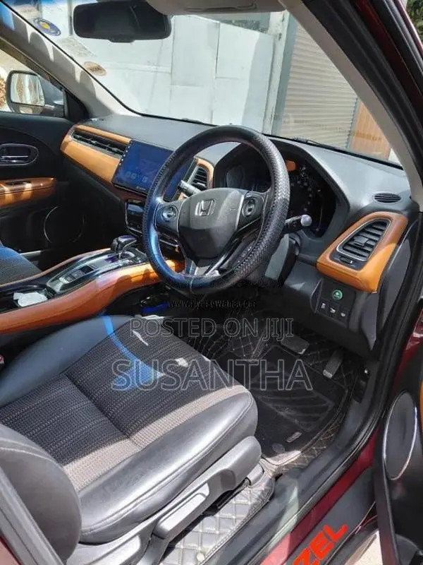 Honda Vezel 2014 SUV (Used)