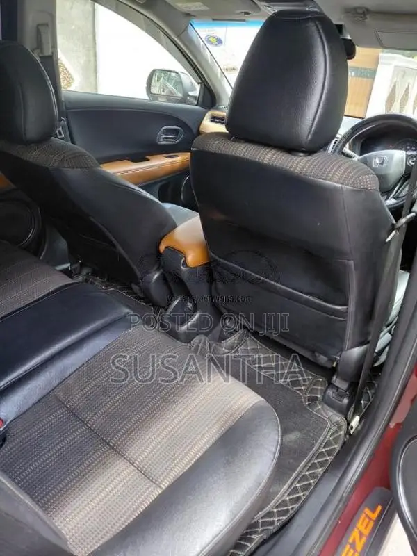 Honda Vezel 2014 SUV (Used)