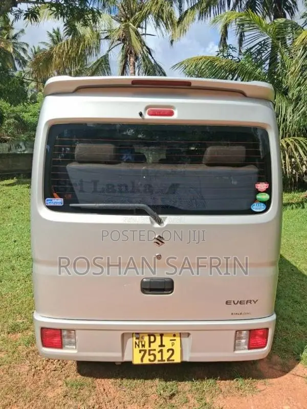 Suzuki Every 2015 Van (Used)