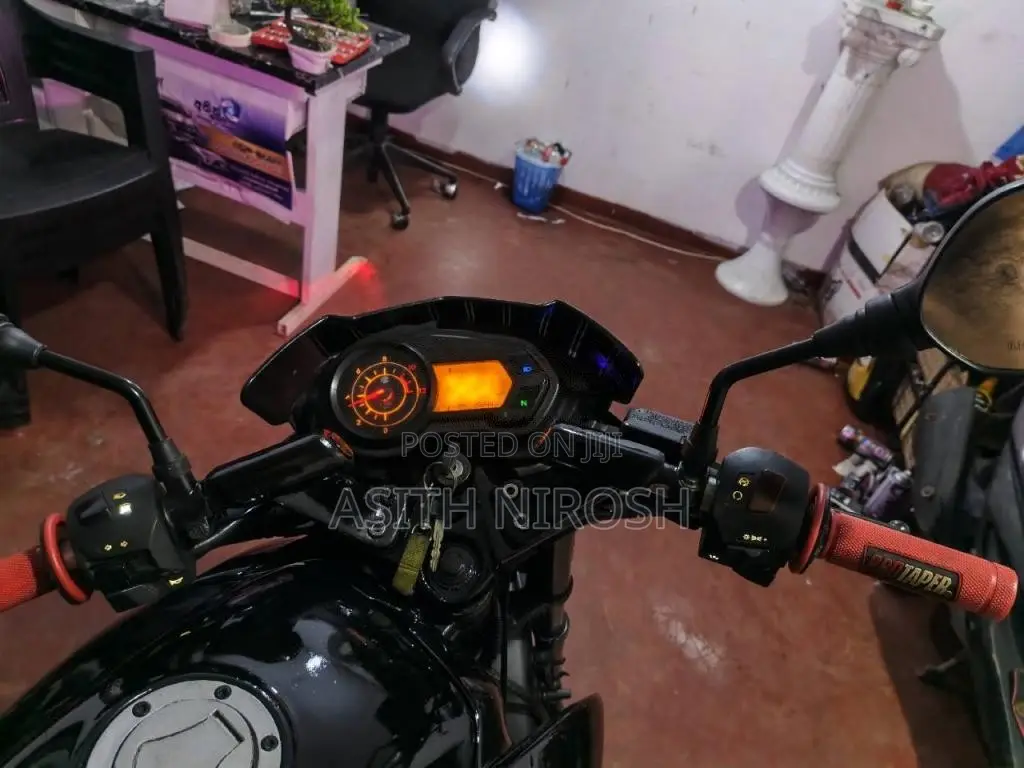 Bajaj Pulsar 135 2013 Motorbike (Used)