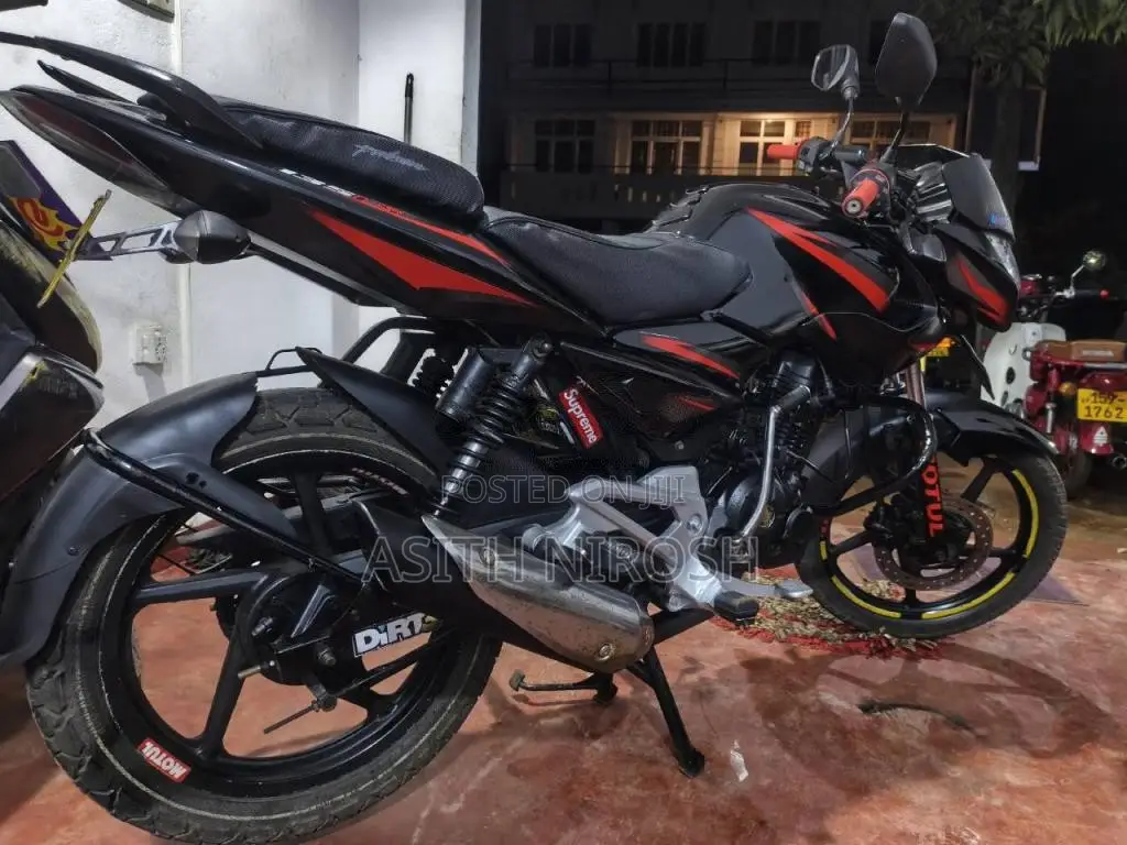 Bajaj Pulsar 135 2013 Motorbike (Used)