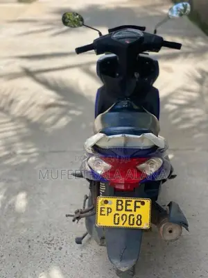 Yamaha Ray Zr 2016 Motorbike (Used)