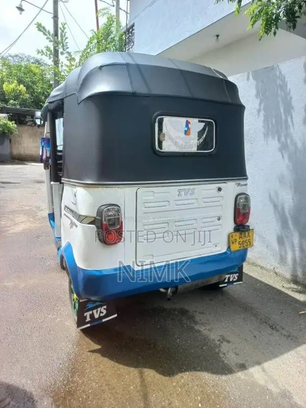 TVS KING 2015 Three Wheel (Used)