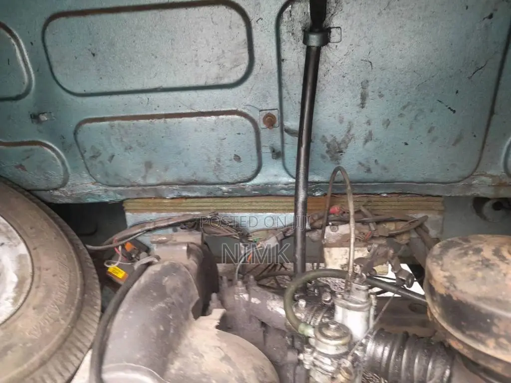 Bajaj RE 2 Stroke 2004 Three Wheel (Used)