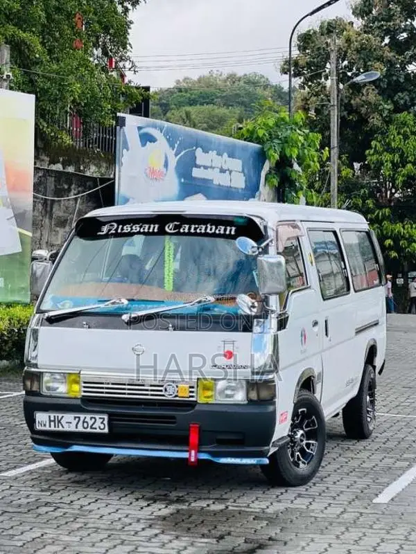Nissan Caravan 1998 Van (Used)