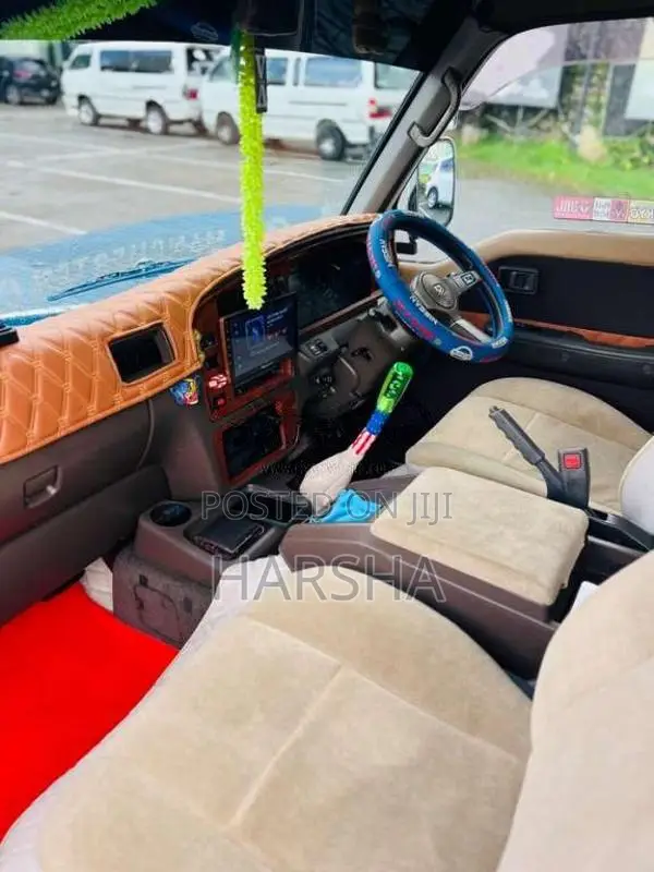 Nissan Caravan 1998 Van (Used)