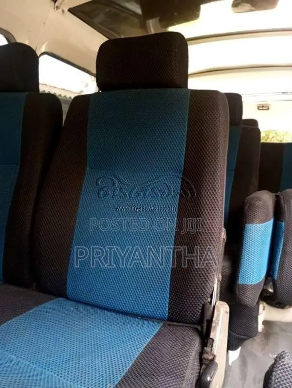 Nissan Caravan 1992 Van (Used)