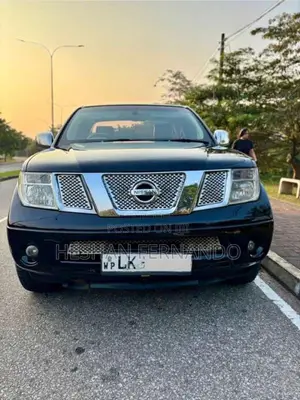 Nissan Navara 2010 Pickup (Used)
