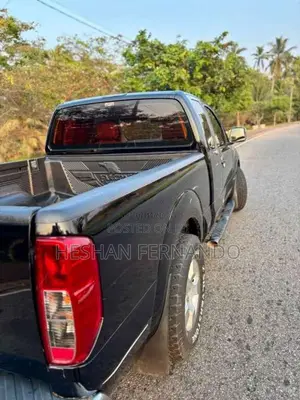 Nissan Navara 2010 Pickup (Used)