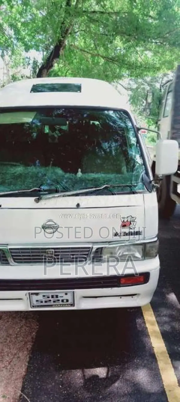 Nissan Caravan 1992 Van (Used)