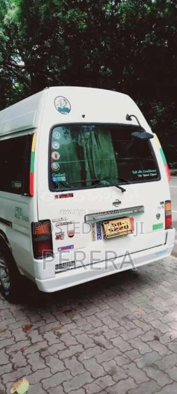 Nissan Caravan 1992 Van (Used)