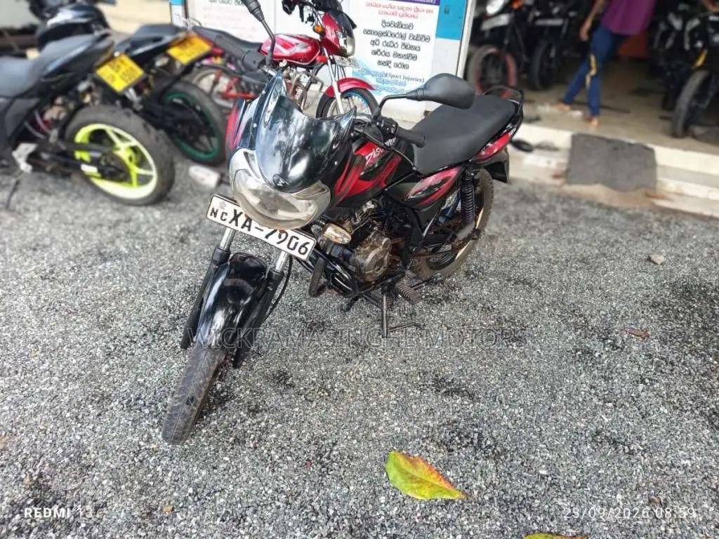 Bajaj Discover 1990 Motorbike (Used)