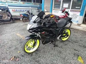 Suzuki Gixxer SF  2017 1990 Motorbike (Used)