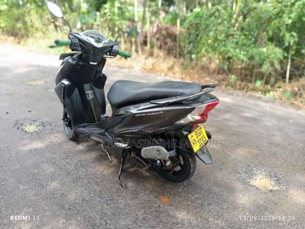 Honda Grazia 1990 Motorbike (Used)