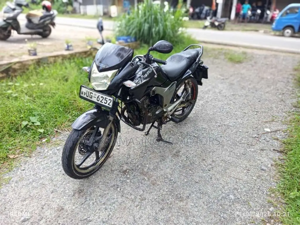 Hero Hunk 1990 Motorbike (Used)