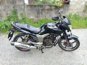 Hero Hunk 1990 Motorbike (Used)