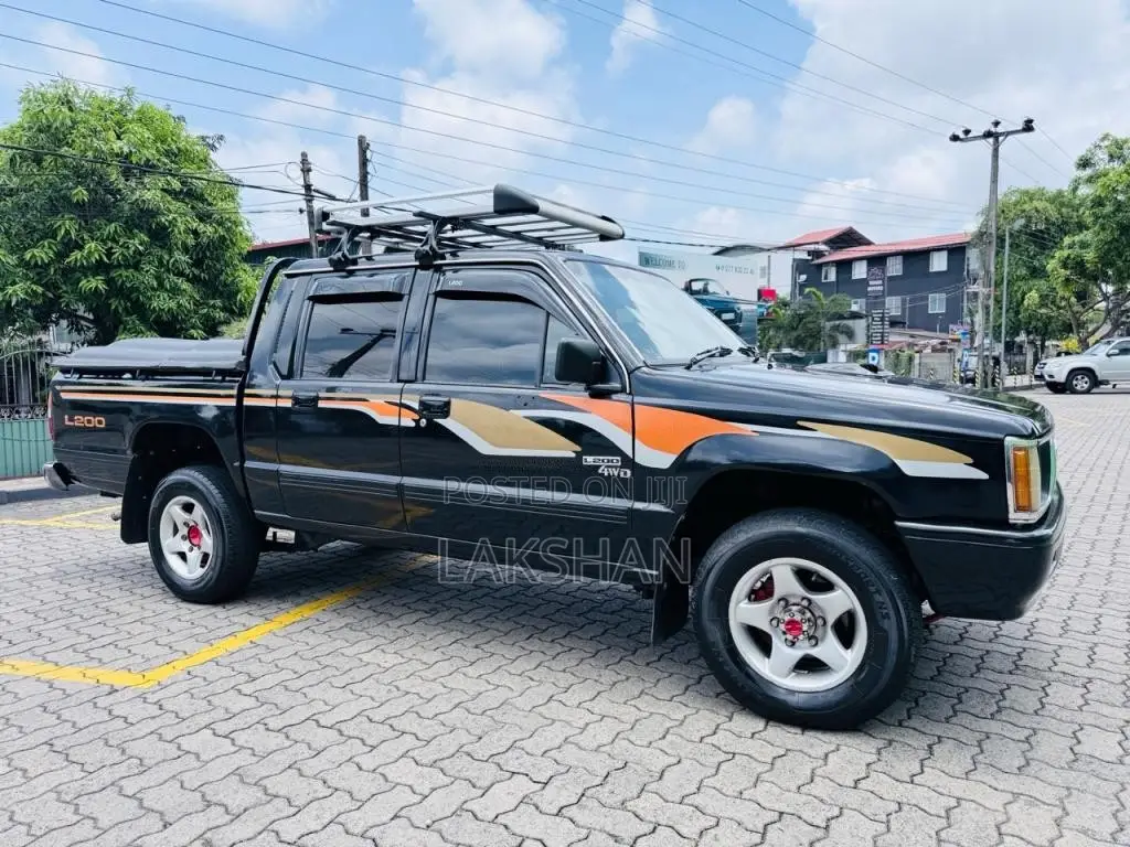 Mitsubishi L200 1992 Pickup (Used)