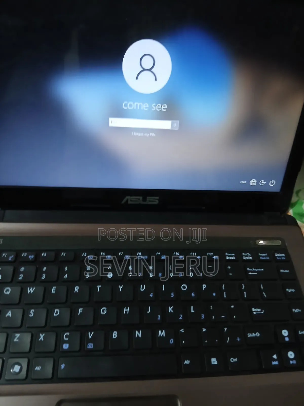 Laptop Asus K43SA 1GB HDD 32GB