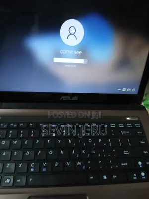 Laptop Asus K43SA 1GB HDD 32GB